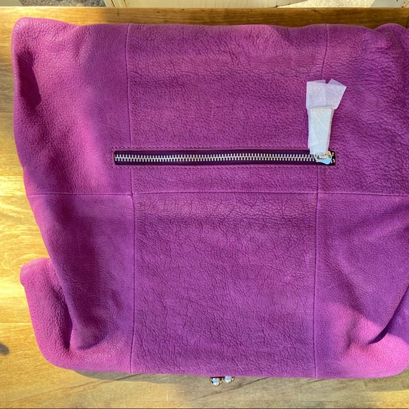 Cocinnelle fold over clutch, brand new, never used. Fuchsia. With dust bag - Picture 6 of 9